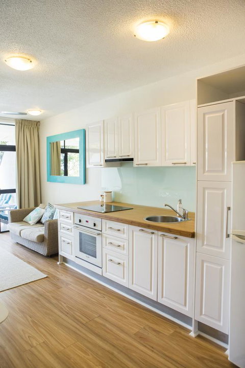 Amaroo At Trinity - Surfers Paradise Gold Coast 20