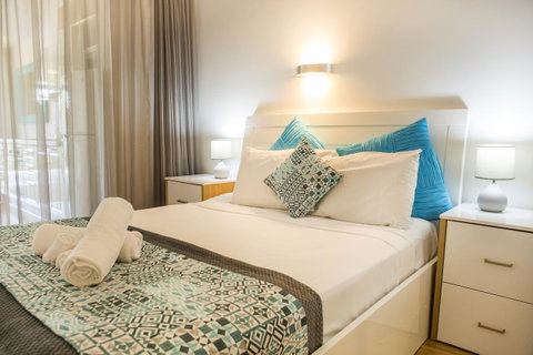 Amaroo At Trinity - Surfers Paradise Gold Coast 18