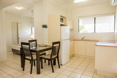 Amaroo At Trinity - Surfers Paradise Gold Coast 28