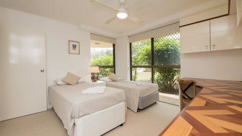 Norfolk Luxury Beachfront Apartments - Surfers Paradise Gold Coast 19
