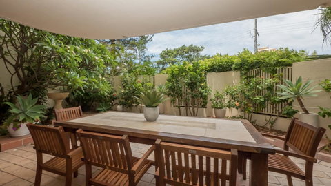 Norfolk Luxury Beachfront Apartments - Surfers Paradise Gold Coast 14
