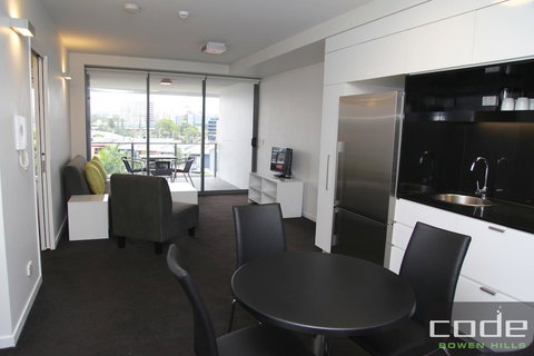 Code Apartments - Surfers Paradise Gold Coast 35