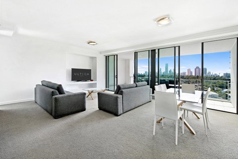 ULTIQA Freshwater Point Resort - Surfers Paradise Gold Coast 26