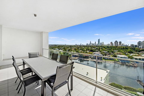 ULTIQA Freshwater Point Resort - Surfers Paradise Gold Coast 15