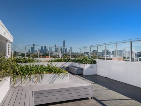 DoubleOne3 Apartments - Surfers Paradise Gold Coast 26