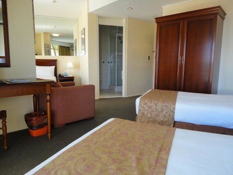 Madison Tower Mill Hotel - Surfers Paradise Gold Coast 19