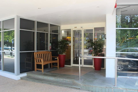 Madison Tower Mill Hotel - Surfers Paradise Gold Coast 1
