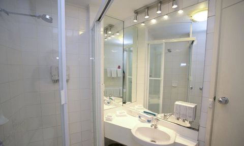 Madison Tower Mill Hotel - Surfers Paradise Gold Coast 10