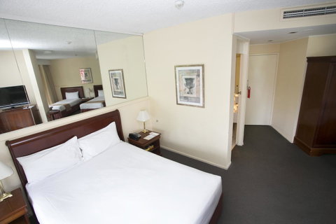 Madison Tower Mill Hotel - Surfers Paradise Gold Coast 9
