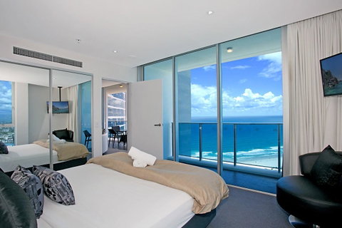 Number 1 H Residences - WiFi, Parking & More By Gold Coast Holidays - Surfers Paradise Gold Coast 8