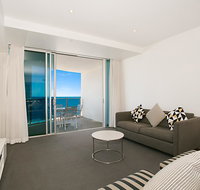 Number 1 H Luxury Residence - Netflix WiFi  More - Surfers Paradise Gold Coast
