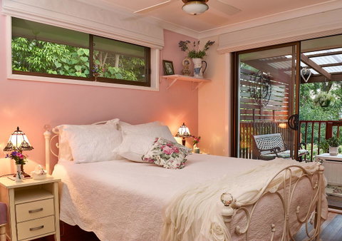 Manitzky Magic -B&B Home With Heart - Surfers Paradise Gold Coast 0