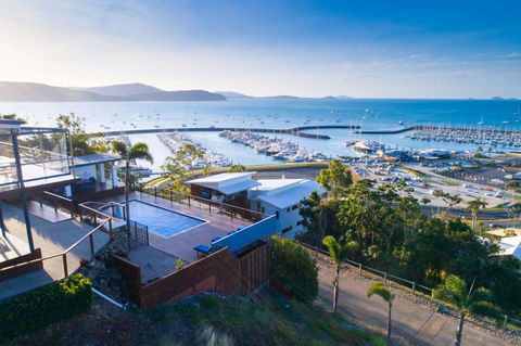 Nautilus On The Hill - Airlie Beach - Surfers Paradise Gold Coast 0