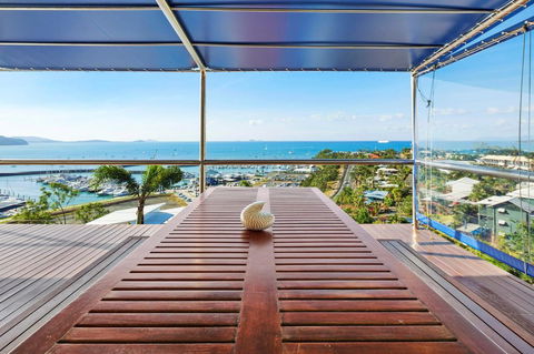 Nautilus On The Hill - Airlie Beach - Surfers Paradise Gold Coast 4