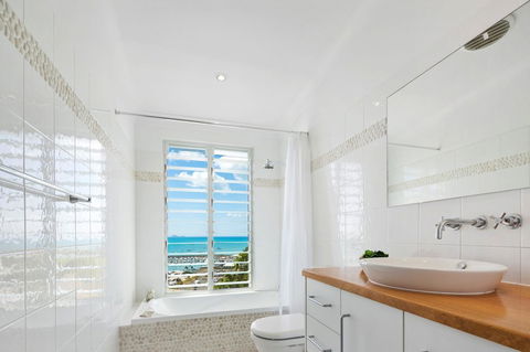 Nautilus On The Hill - Airlie Beach - Surfers Paradise Gold Coast 23