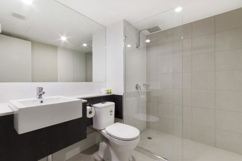 Sunshine Tower Hotel - Surfers Paradise Gold Coast 16