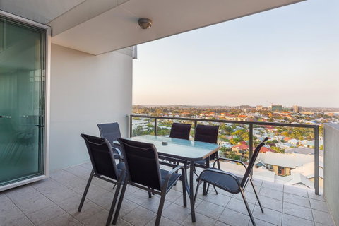 Oxygen Apartments - Surfers Paradise Gold Coast 14