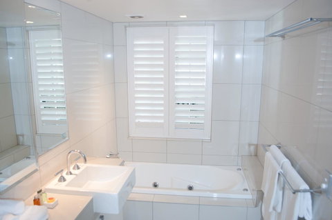 Oxygen Apartments - Surfers Paradise Gold Coast 25