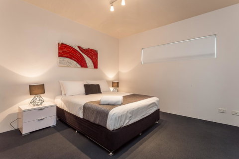Oxygen Apartments - Surfers Paradise Gold Coast 22
