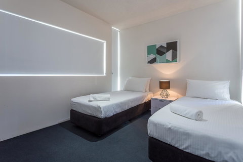 Oxygen Apartments - Surfers Paradise Gold Coast 21
