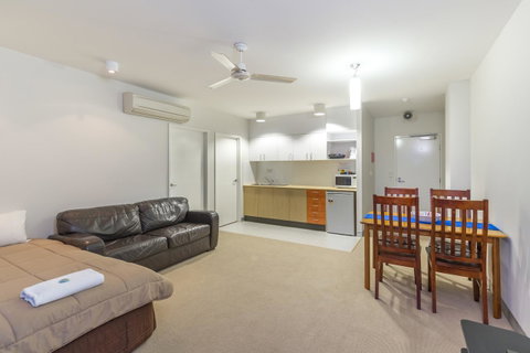 Motel On Gregory - Surfers Paradise Gold Coast 29
