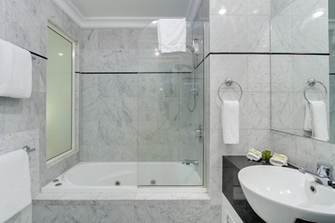 MacArthur Chambers - Surfers Paradise Gold Coast 14