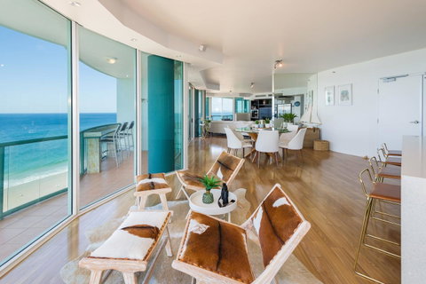 The Waterford On Main Beach - Surfers Paradise Gold Coast 6