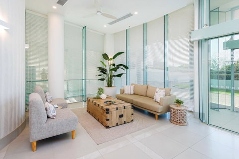 The Waterford On Main Beach - Surfers Paradise Gold Coast 14