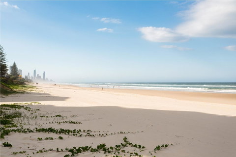 Spindrift On The Beach - Absolute Beachfront - Surfers Paradise Gold Coast 21