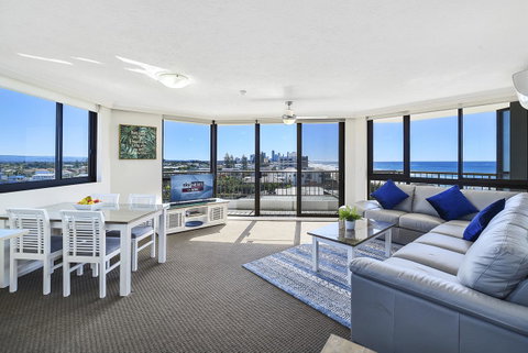 Spindrift On The Beach - Absolute Beachfront - Surfers Paradise Gold Coast 3