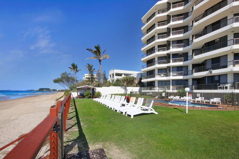 Spindrift On The Beach - Absolute Beachfront - Surfers Paradise Gold Coast 1