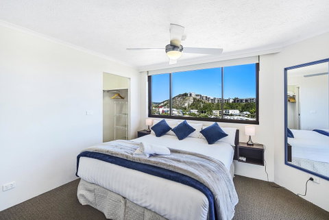 Spindrift On The Beach - Absolute Beachfront - Surfers Paradise Gold Coast 2