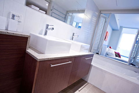 Lanai Riverside Apartments - Surfers Paradise Gold Coast 17