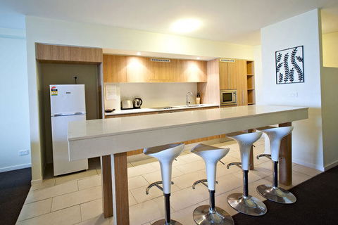 Lanai Riverside Apartments - Surfers Paradise Gold Coast 7