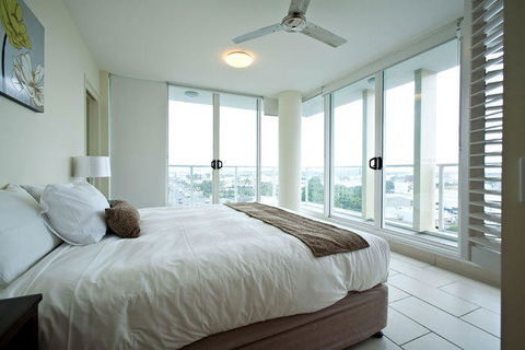 Lanai Riverside Apartments - Surfers Paradise Gold Coast 36