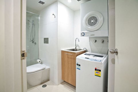 Lanai Riverside Apartments - Surfers Paradise Gold Coast 6
