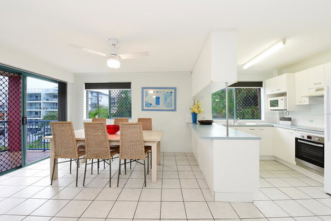 Lindomare Apartments - Surfers Paradise Gold Coast 17