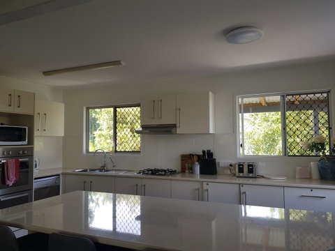 Highland House - Surfers Paradise Gold Coast 5