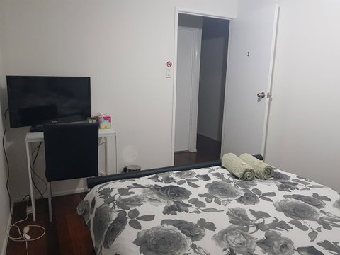 Highland House - Surfers Paradise Gold Coast 13