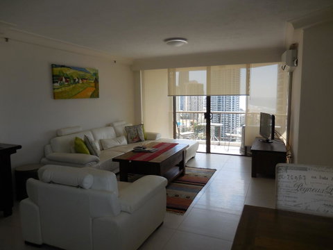 Surfers Century Oceanside Apartments - Surfers Paradise Gold Coast 40