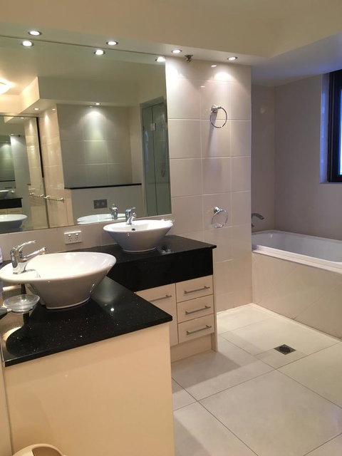 Surfers Century Oceanside Apartments - Surfers Paradise Gold Coast 22