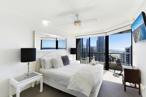 Surfers Century Oceanside Apartments - Surfers Paradise Gold Coast 2