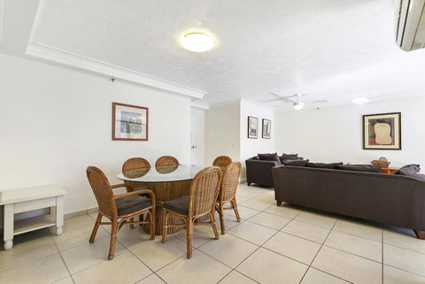 Surfers Century Oceanside Apartments - Surfers Paradise Gold Coast 8