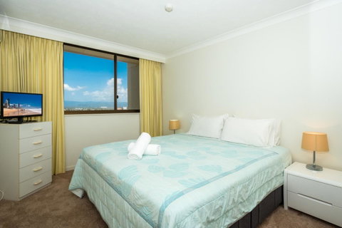 Breakers North Absolute Beachfront Apartments - Official - Surfers Paradise Gold Coast 29