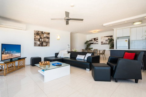 Breakers North Absolute Beachfront Apartments - Official - Surfers Paradise Gold Coast 23