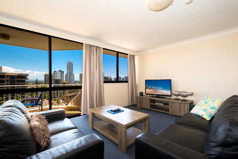 Breakers North Absolute Beachfront Apartments - Official - Surfers Paradise Gold Coast 12