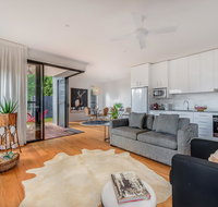 Sam's Buderim Mountain Guest House - Surfers Paradise Gold Coast
