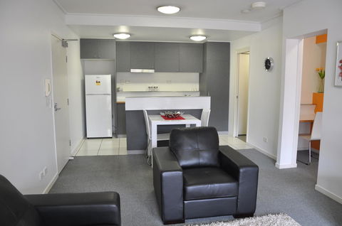 Terrace On Gregory Apartments - Surfers Paradise Gold Coast 3