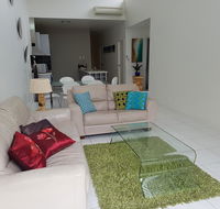 Sutton's Beach Unit - Surfers Paradise Gold Coast