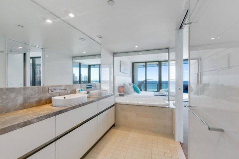 Soul 2 & 3 Bedroom Ocean View - We Accommodate - Surfers Paradise Gold Coast 21